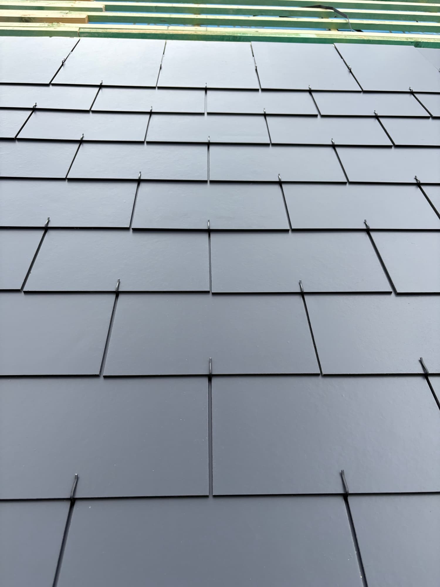 Synthetic slate cladding